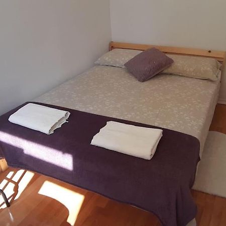 Apartment Nora ซาเกร็บ ภายนอก รูปภาพ