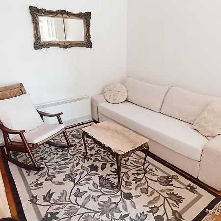 Apartment Nora ซาเกร็บ ภายนอก รูปภาพ
