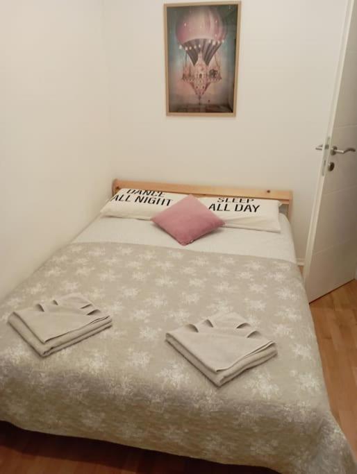 Apartment Nora ซาเกร็บ ภายนอก รูปภาพ